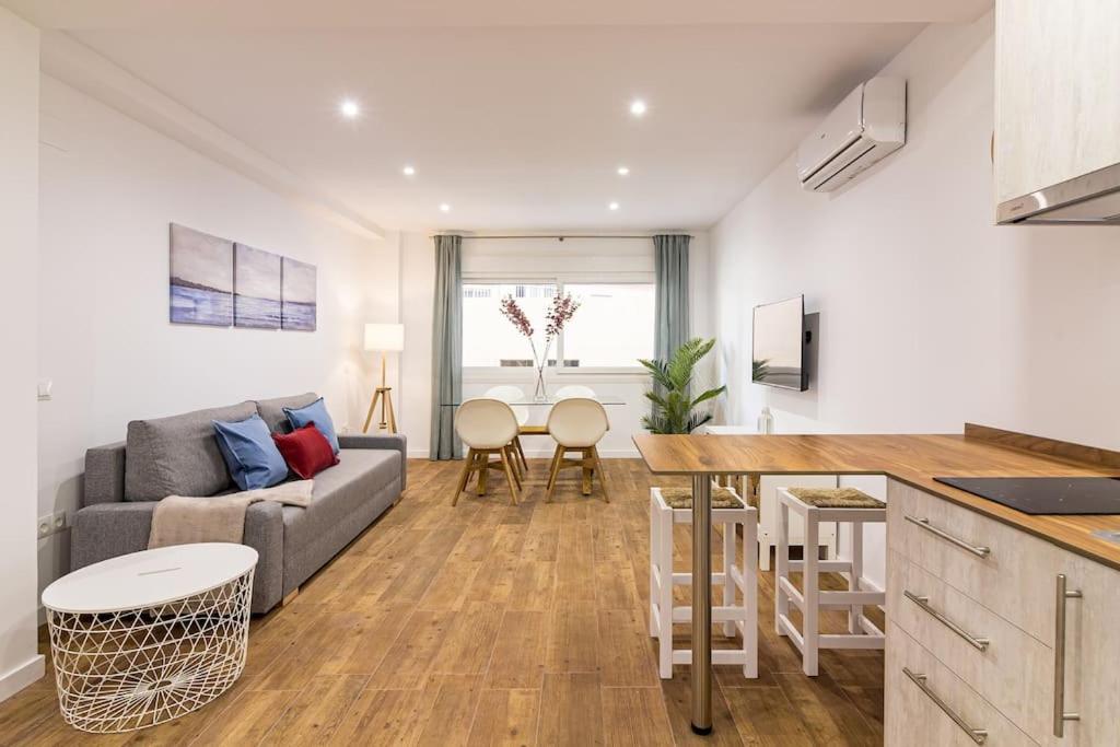 Malagueta Apartments マラガ エクステリア 写真