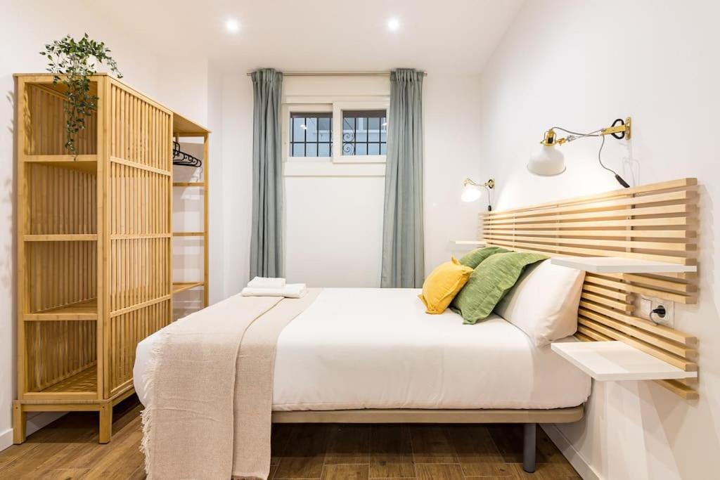 Malagueta Apartments マラガ エクステリア 写真