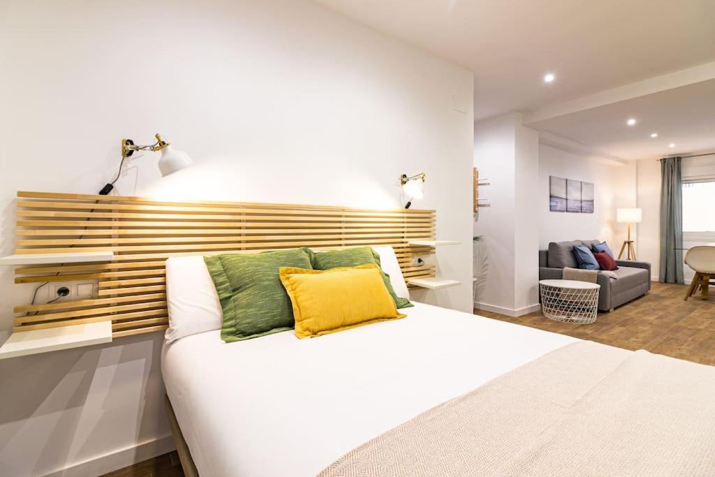 Malagueta Apartments マラガ エクステリア 写真