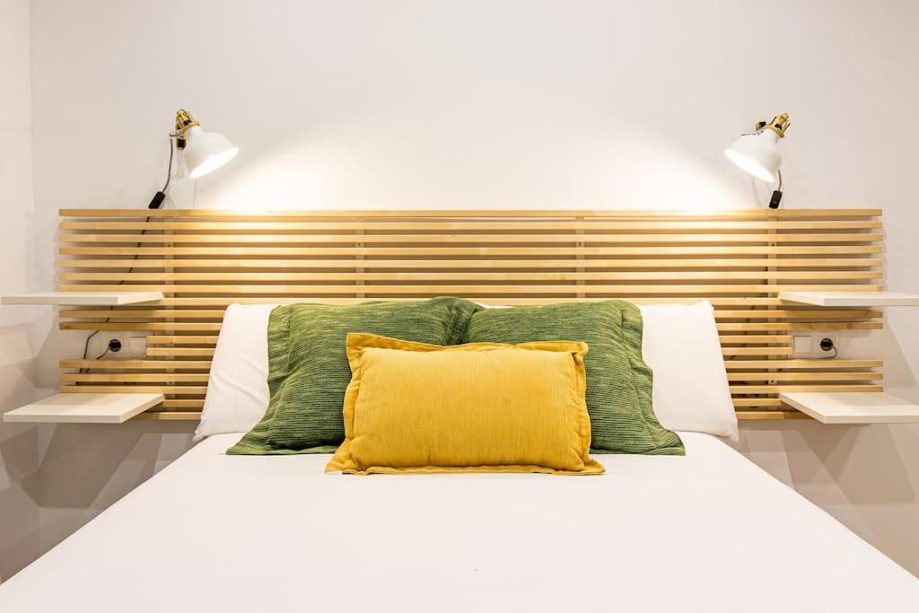 Malagueta Apartments マラガ エクステリア 写真
